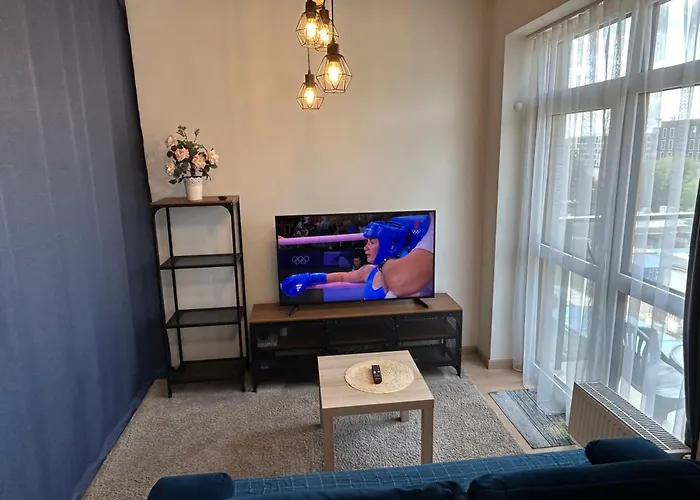 Your Home - Stylish Studio Apartment In Center, With Balcony & Self Check-In