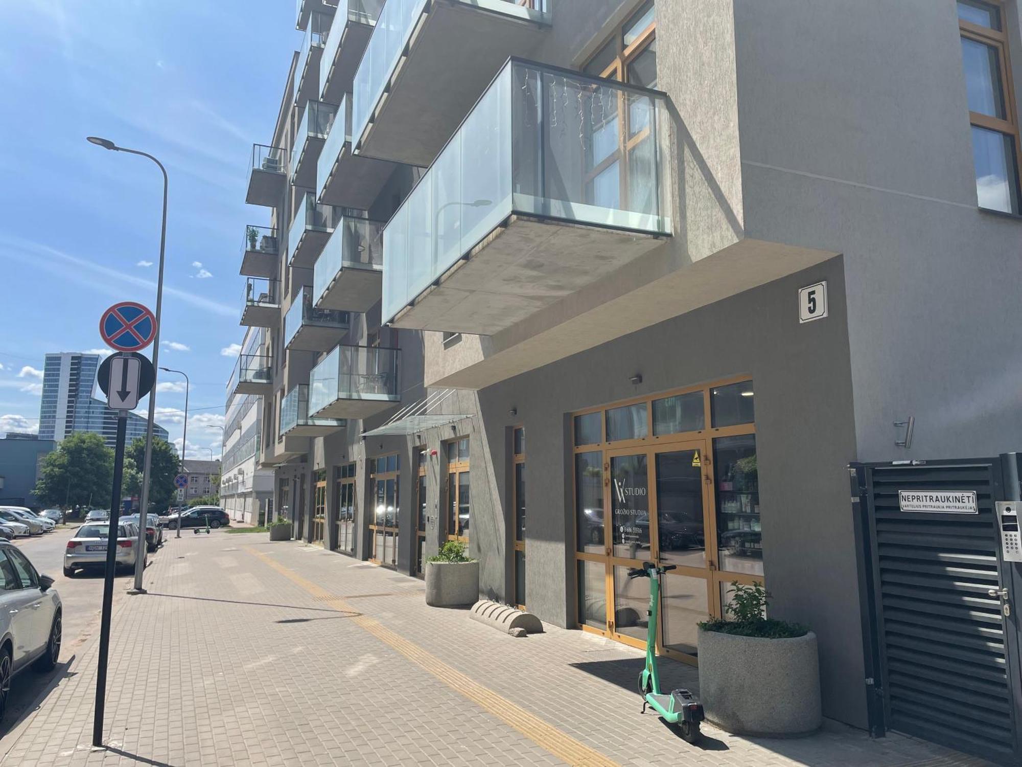 Your - Stylish In Center, With Balcony & Self Check-in Апартаменты Вильнюс