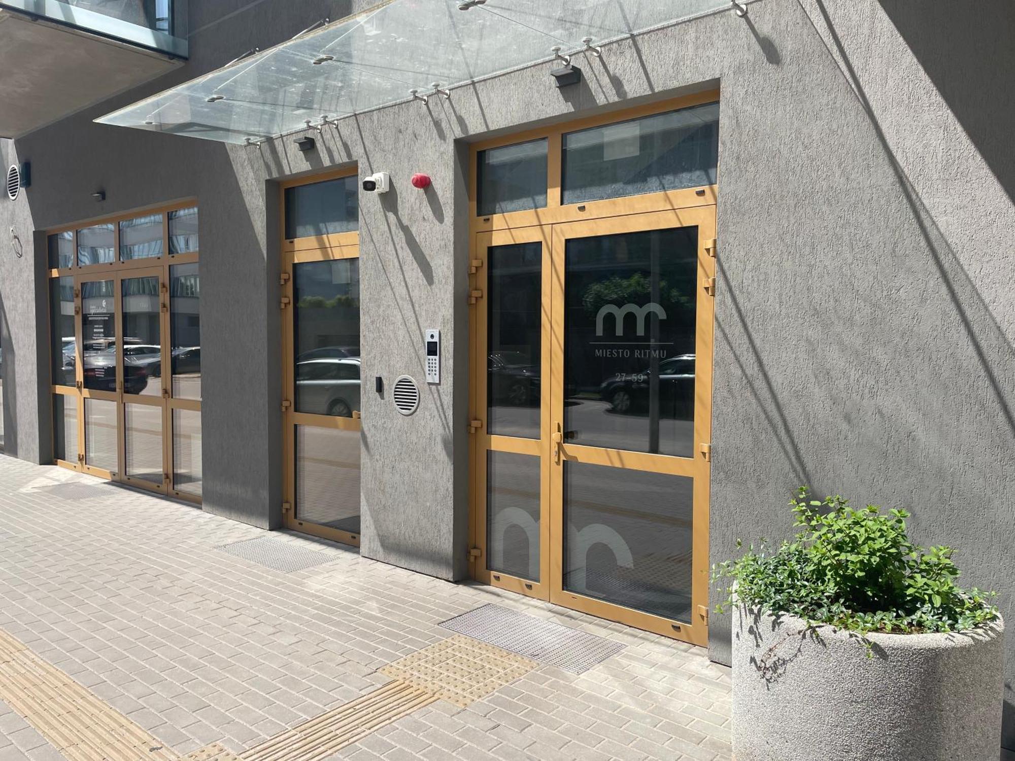 Апартаменты Your - Stylish In Center, With Balcony & Self Check-in *
