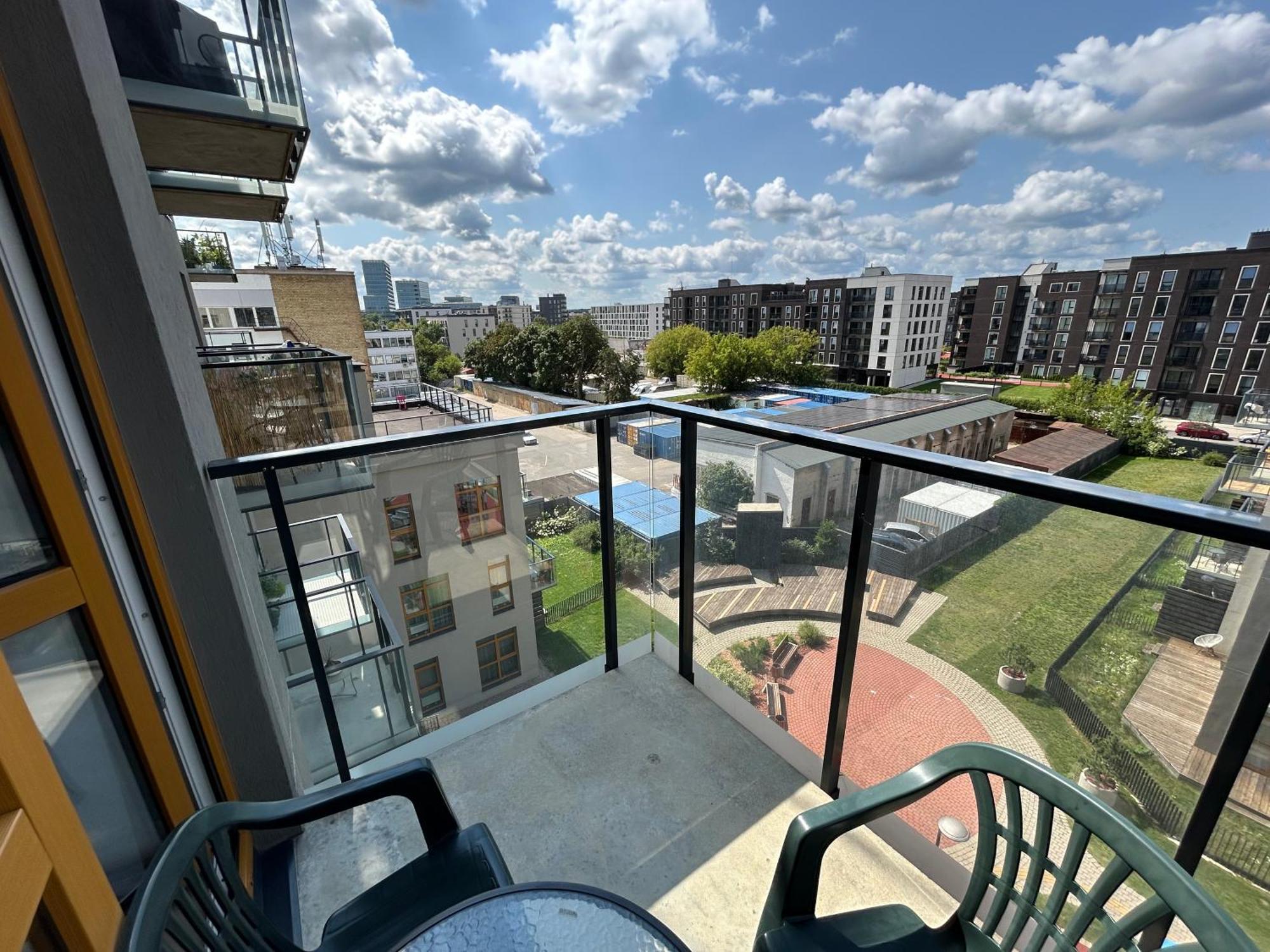 Апартаменты Your - Stylish In Center, With Balcony & Self Check-in